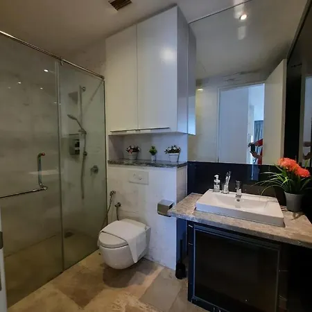 Green View Suite At Eaton Residence Klcc Kuala Lumpur Exterior photo